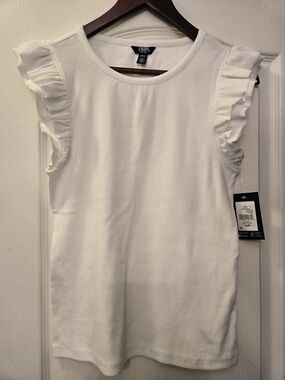 Chaps Women’s White Ruffle Sleeve Tank Top